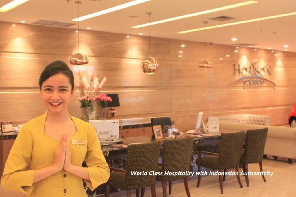 Horison Hotel Sukabumi Eksteriør billede