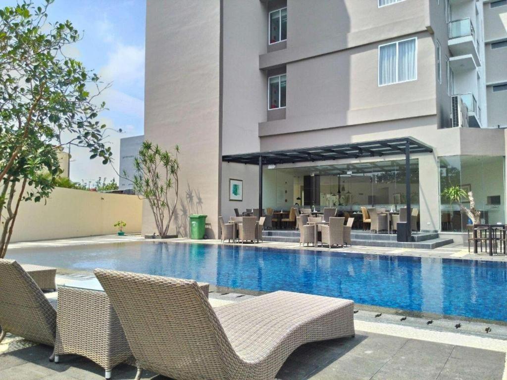 Horison Hotel Sukabumi Eksteriør billede