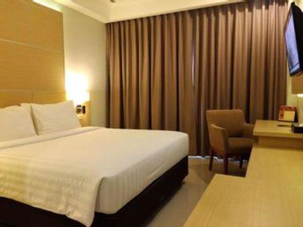 Horison Hotel Sukabumi Eksteriør billede