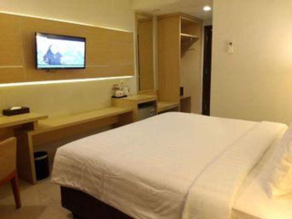 Horison Hotel Sukabumi Eksteriør billede