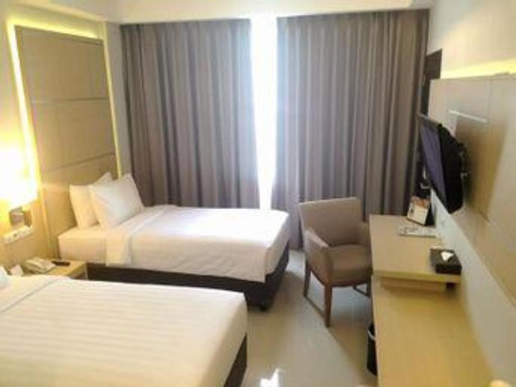 Horison Hotel Sukabumi Eksteriør billede