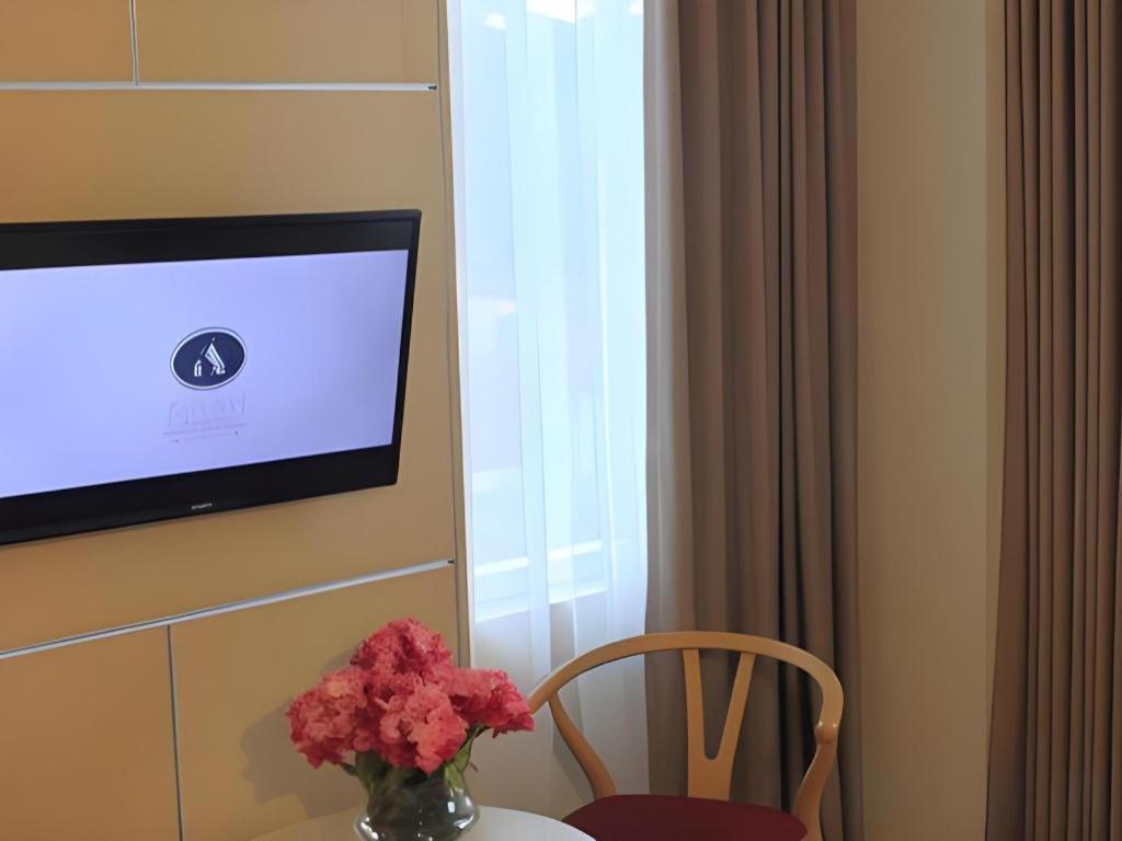 Horison Hotel Sukabumi Eksteriør billede