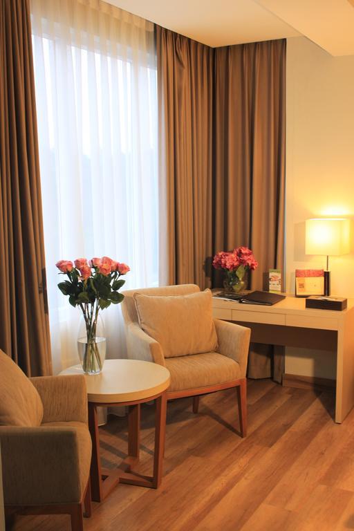 Horison Hotel Sukabumi Eksteriør billede